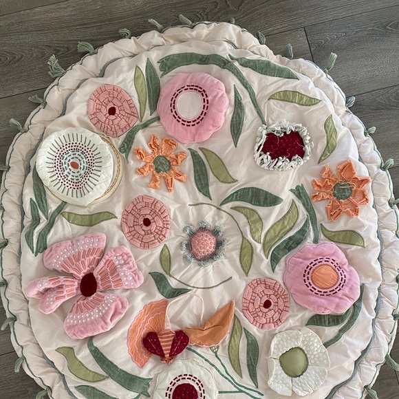 Crate&Barrel Other - Crate & Barrel baby mat